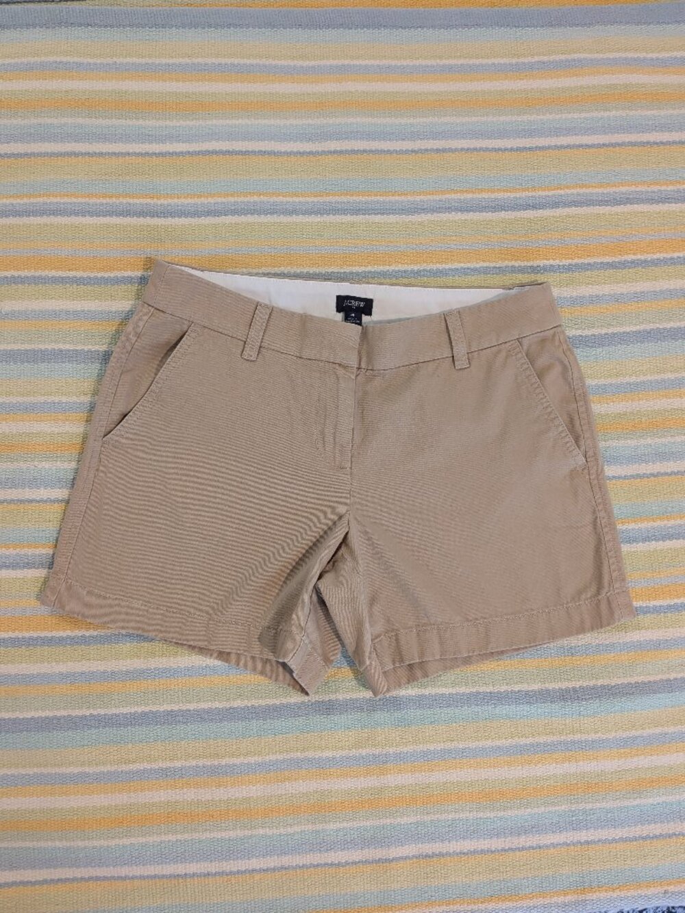 ⭐ J. Crew Khaki Chinos size 4 - Picture 6 of 13